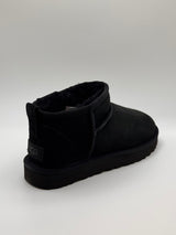 UGG - CLASSIC ULTRA MINI/BLACK