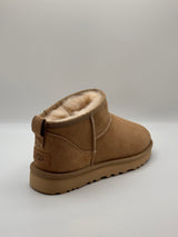 UGG - CLASSIC ULTRA MINI/ SAND