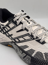 HOKA - SPEEDGOAT , BLACK/WHITE